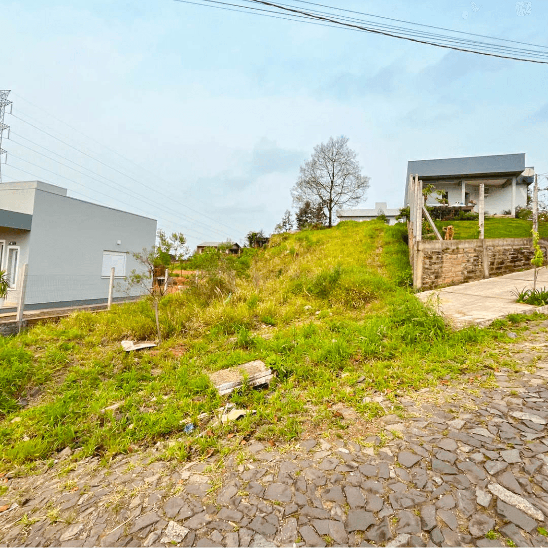 Terreno com 373m² à venda no bairro Sol Nascente em Estância Velha