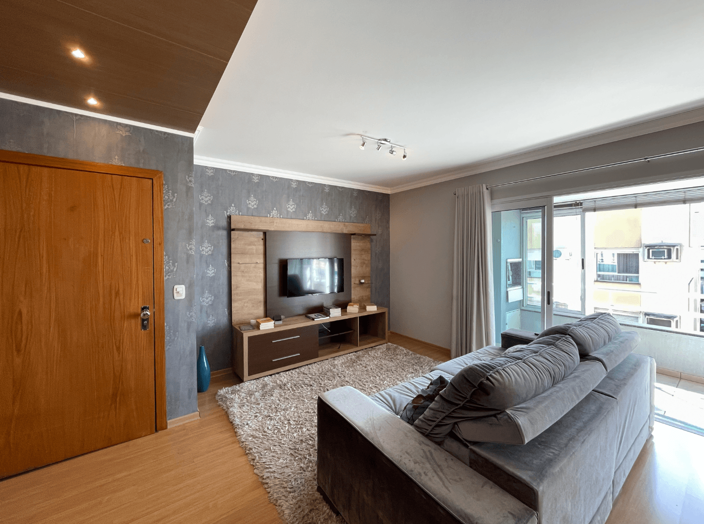Foto do imóvel Apartamento com 02 dormitórios sendo 01 suíte à venda no Centro de Novo Hamburgo