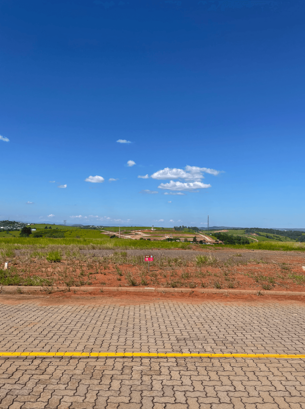 Foto do imóvel Terreno à venda no bairro Quatro Colônias em Campo bom