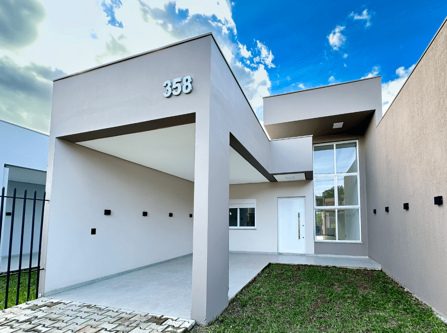 Casa com 02 dormitórios e 01 suíte à venda no bairro Imigrante Norte em Campo Bom