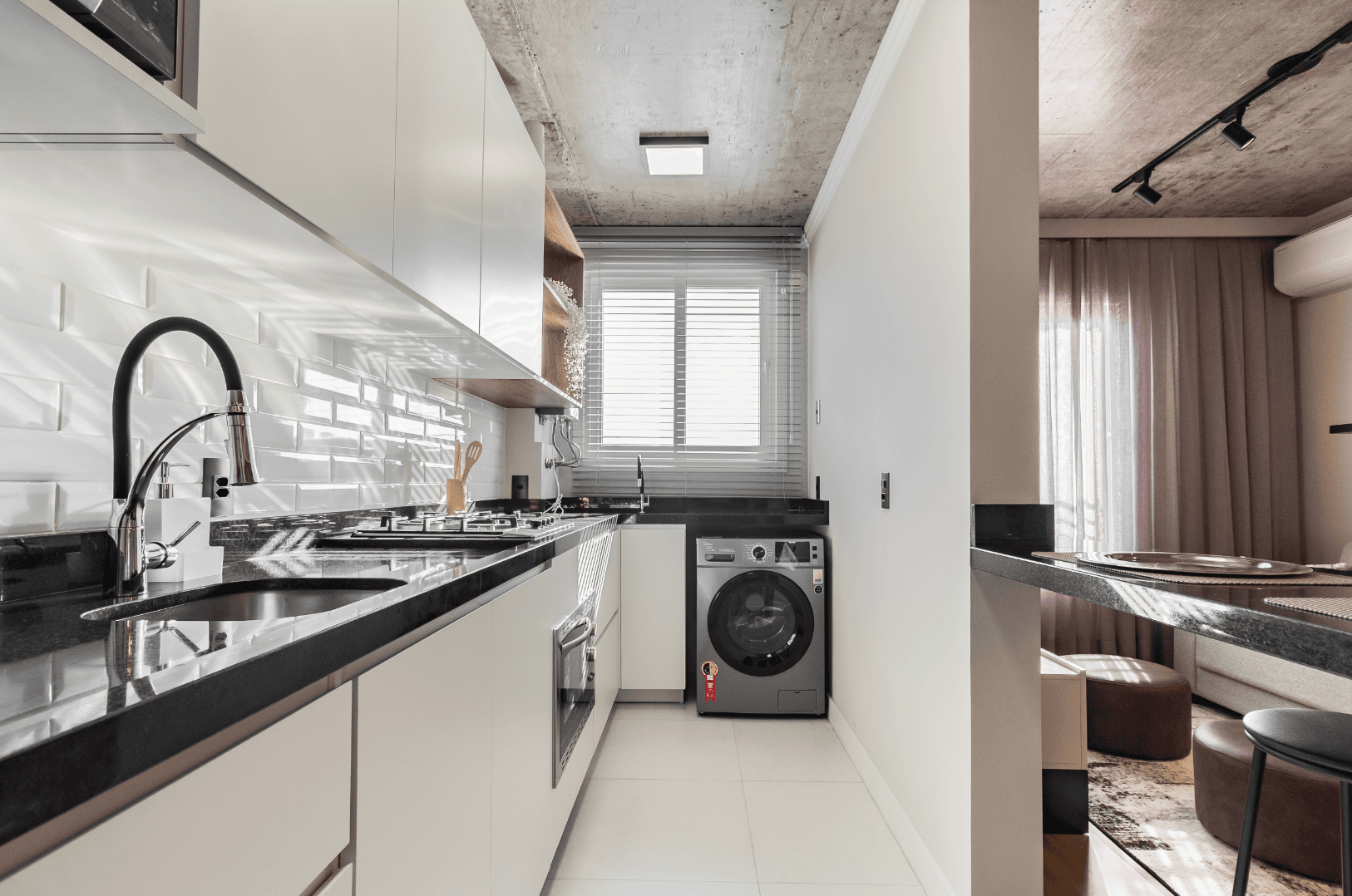 Foto do imóvel APARTAMENTO MOBILIADO com 02 dormitórios no Centro de Novo Hamburgo