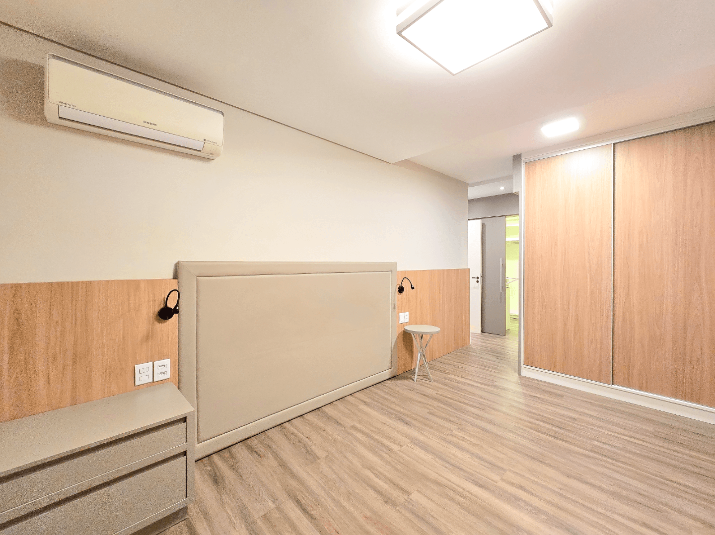Foto do imóvel Apartamento DUPLEX SEMIMOBILIADO com 03 dormitórios sendo 01 SUÍTE à venda no centro de Novo Hamburgo