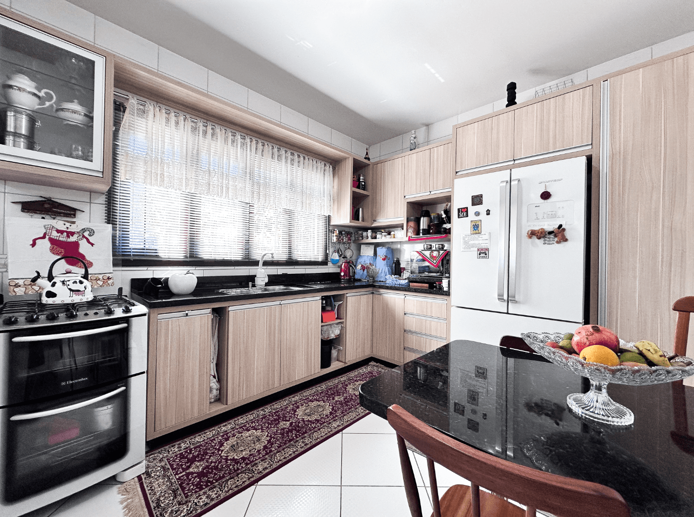 Foto do imóvel Casa em alvenaria com 335 m² com 03 dormitórios à venda no bairro Bela Vista em Estância Velha