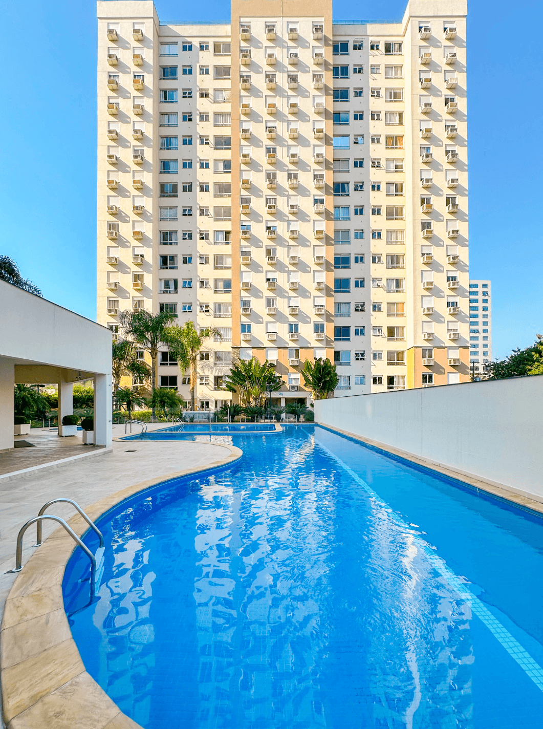 Apartamento SEMI MOBILIADO com 2 quartos no bairro Jardim Mauá em Novo Hamburgo