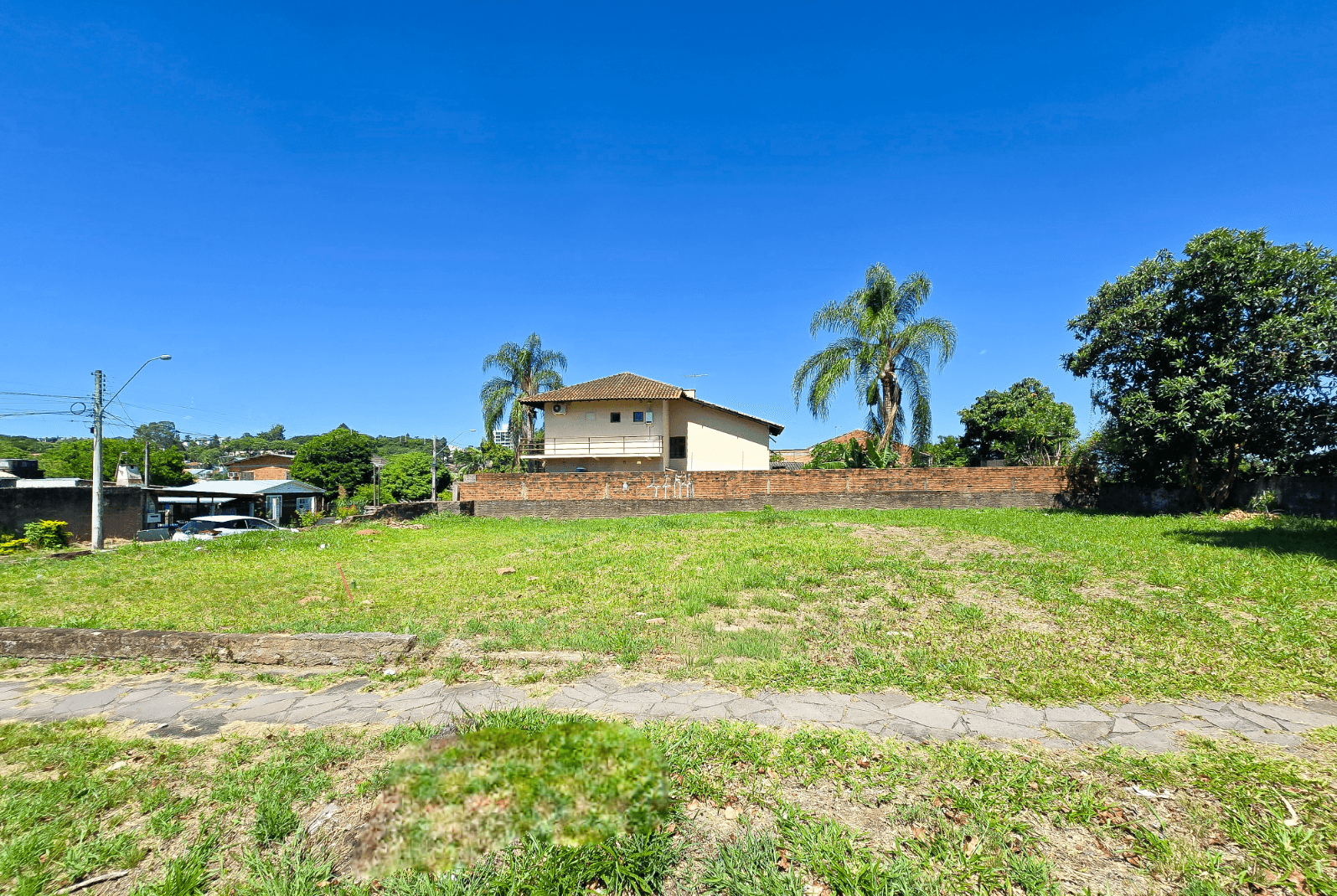 Terreno PLANO e ASFALTADO à venda no bairro Jardim Mauá em Novo Hamburgo
