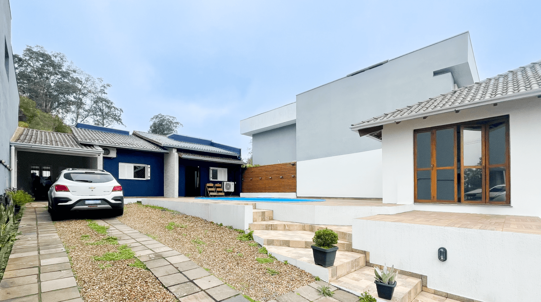 Casa com 02 dormitórios sendo 01 suíte à venda no bairro Colina Deuner em Campo Bom