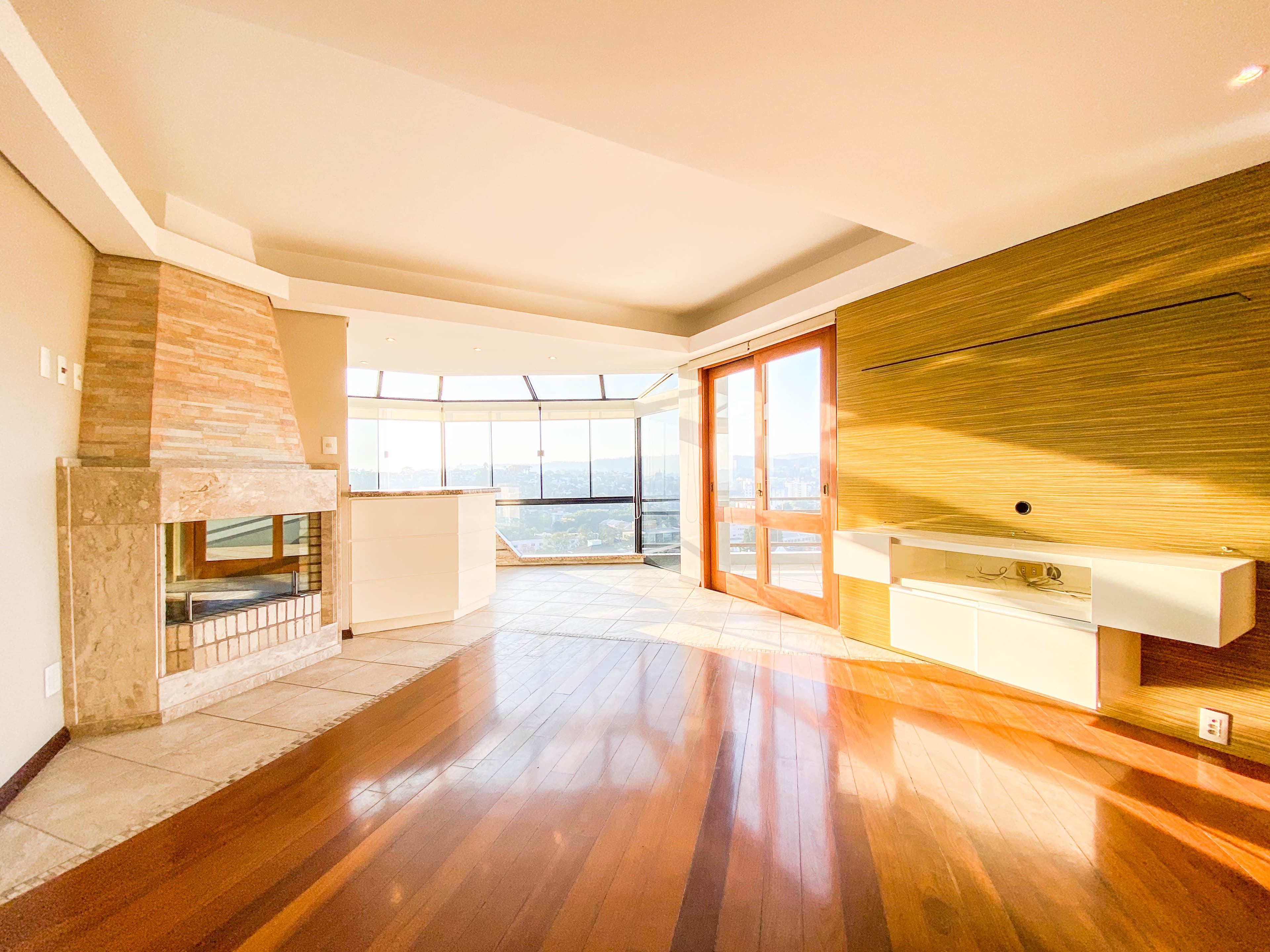 Apartamento DUPLEX com 03 dormitórios no Centro de Novo Hamburgo