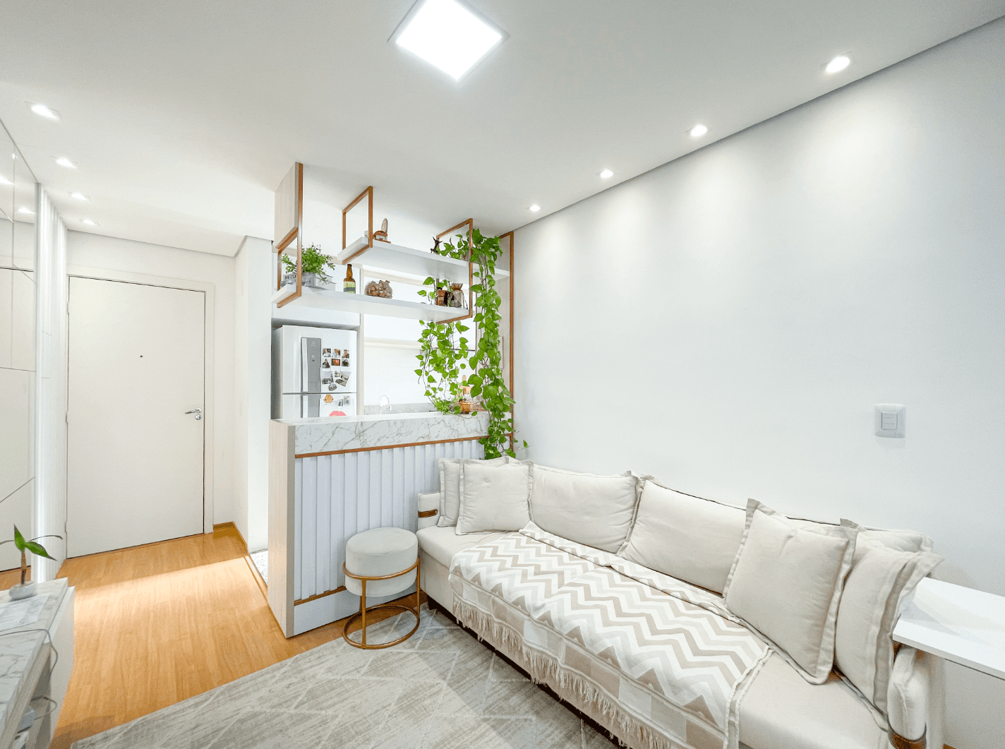 Foto do imóvel Apartamento MOBILIADO com 02 dormitórios à venda no Vila Rosa em Novo Hamburgo