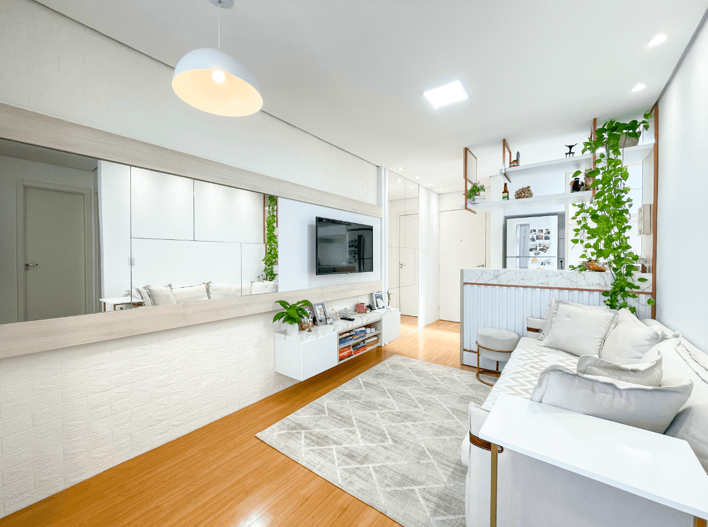 Apartamento MOBILIADO com 02 dormitórios à venda no Vila Rosa em Novo Hamburgo