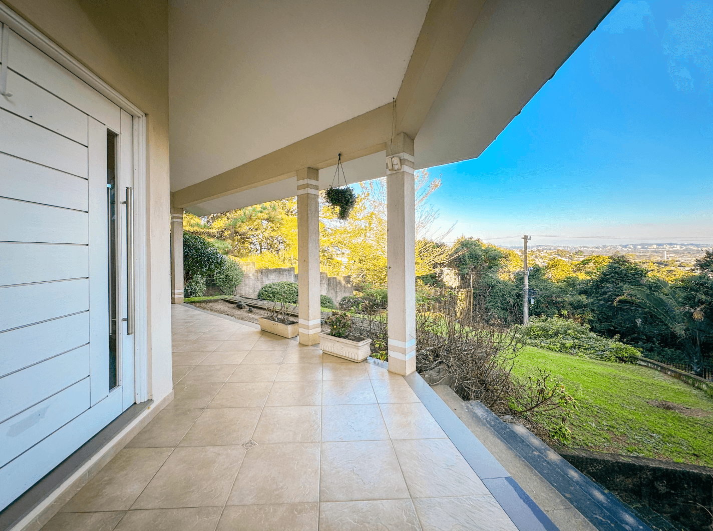 Foto do imóvel Casa com 03 dormitórios à venda no bairro Rondônia em Novo Hamburgo