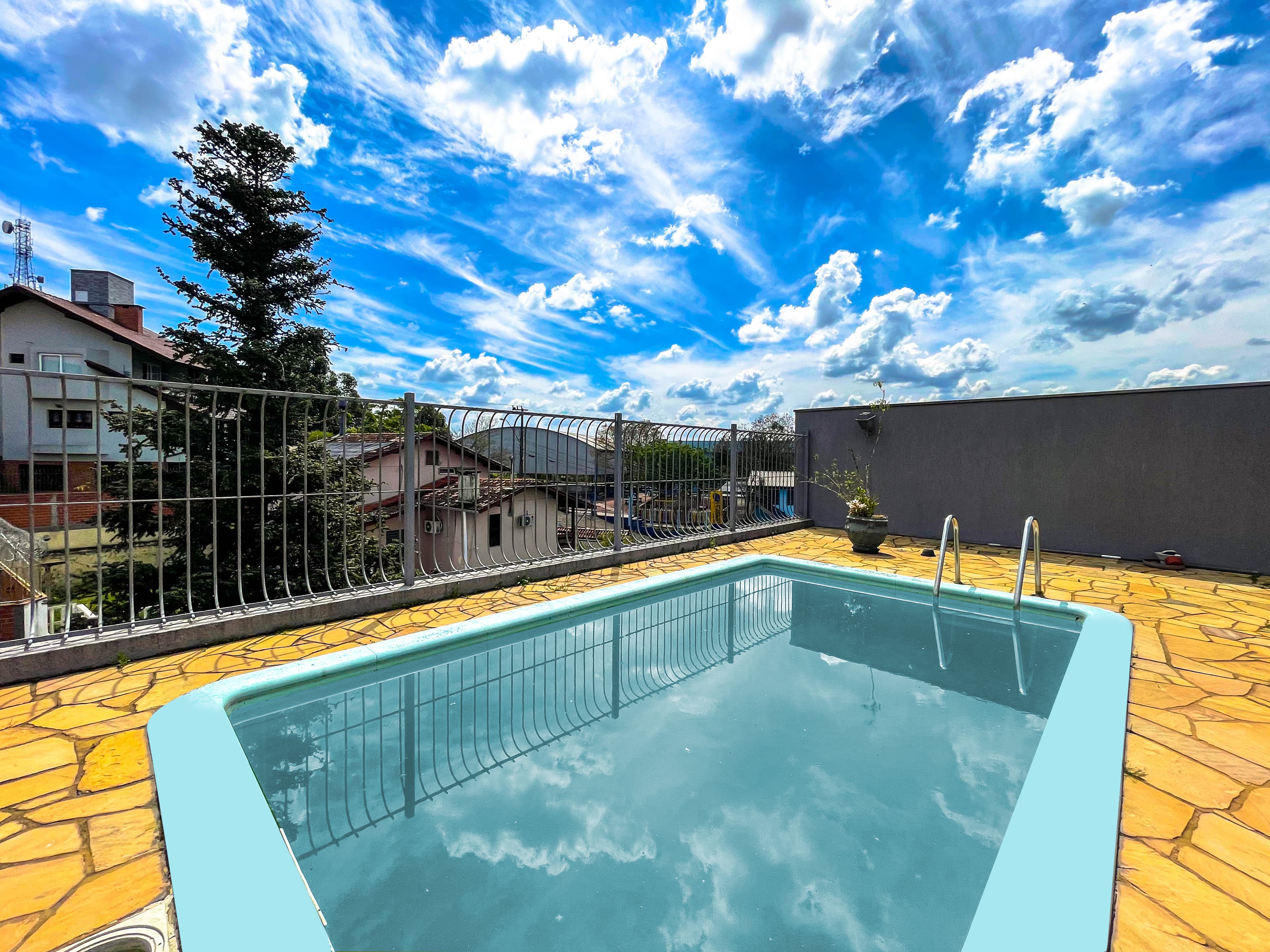 Foto do imóvel Cobertura DUPLEX com PISCINA e 04 dormitórios à venda no Primavera em Novo Hamburgo